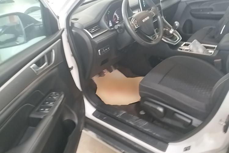 Used Haval M6 2021 PLUS 1.5T Manual Elite Smart Connectivity Model Driver Seat
