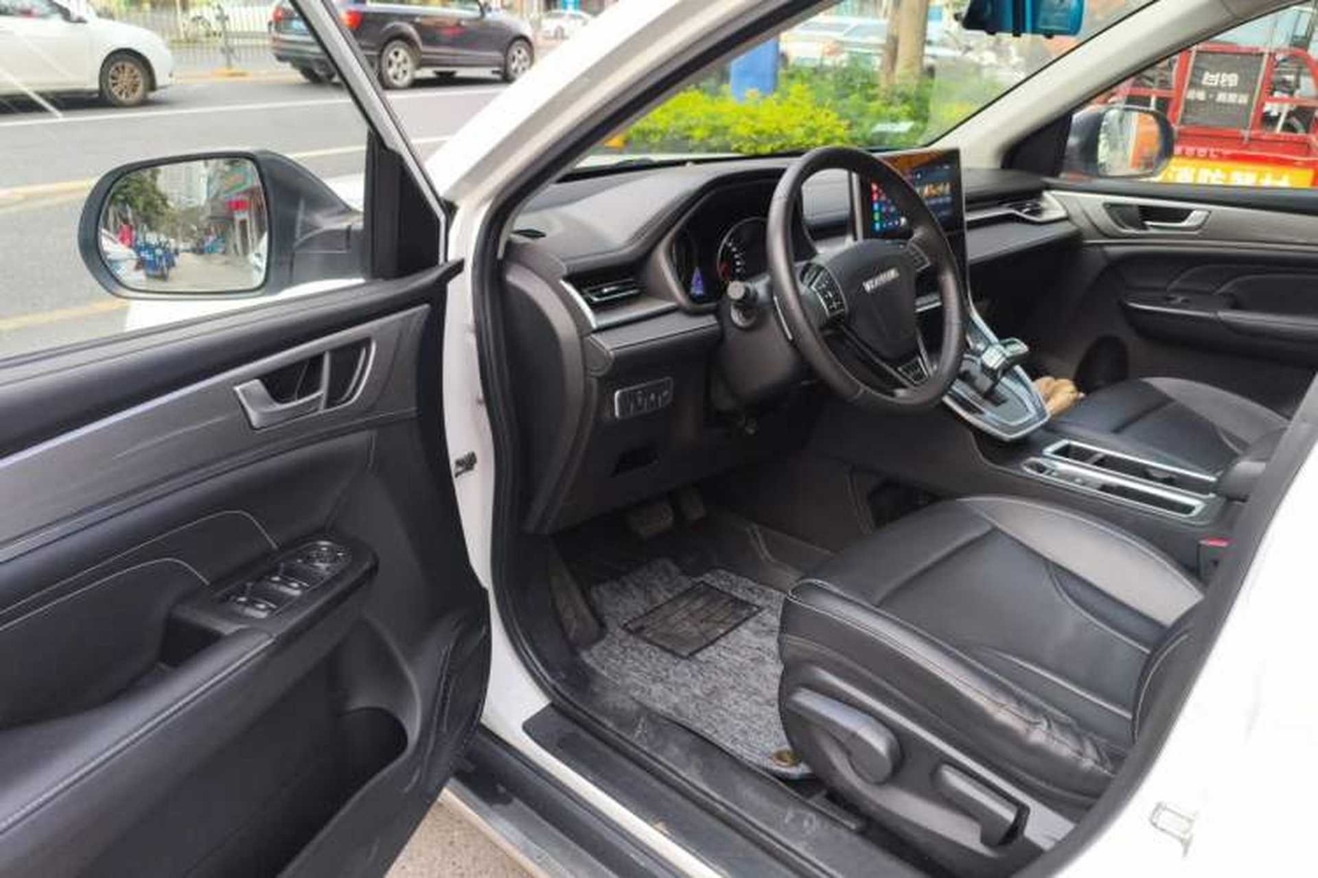 Used Haval M6 2021 PLUS 1.5T DCT Luxury Smart Connectivity Model Driver Seat