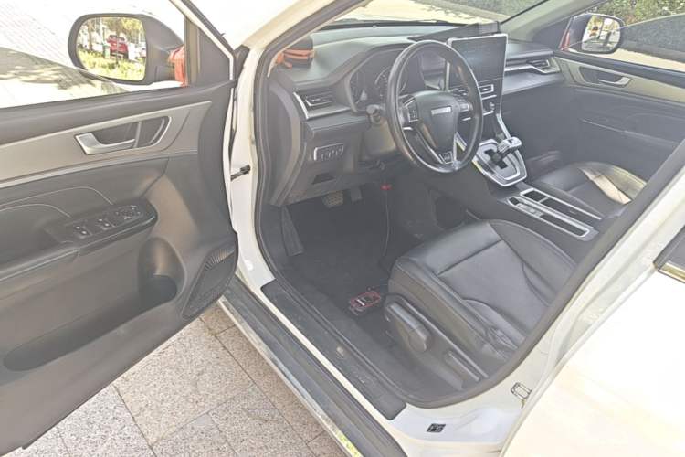 Used Haval M6 2021 PLUS 1.5T DCT Luxury Smart Connectivity Model Driver Seat