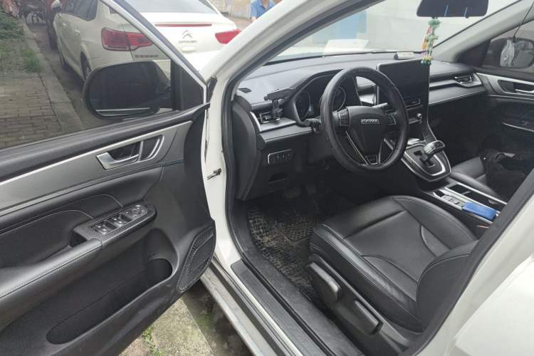 Used Haval M6 2021 PLUS 1.5T DCT Luxury Smart Connectivity Model Driver Seat