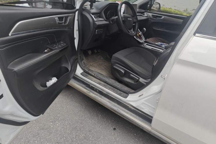 Used Haval M6 2021 PLUS 1.5T Manual Elite Smart Connectivity Model Driver Seat