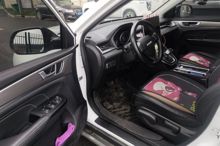Used Haval M6 2021 PLUS 1.5T DCT Comfort Edition Driver Seat