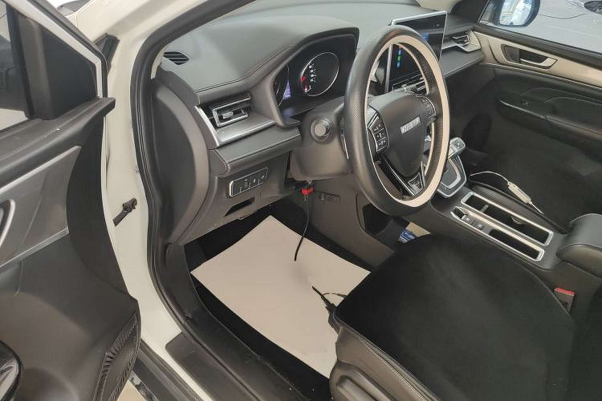 Used Haval M6 2021 PLUS 1.5T DCT Luxury Smart Connectivity Model Driver Seat