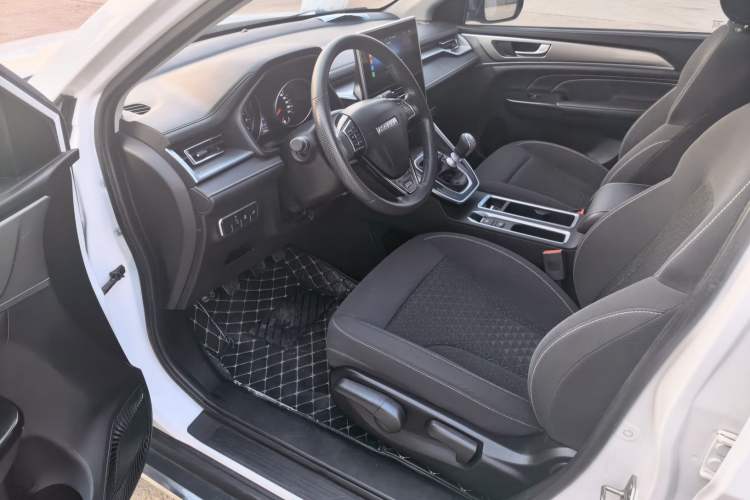 Used Haval M6 2021 PLUS 1.5T Manual Elite Smart Connectivity Model Driver Seat