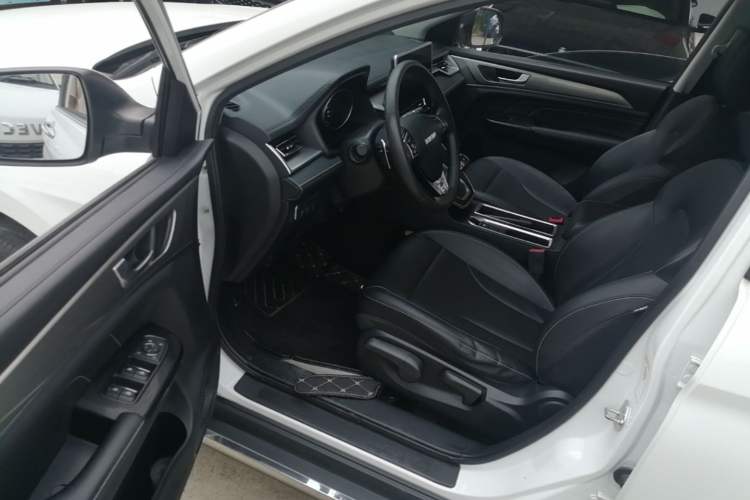Used Haval M6 2021 PLUS 1.5T DCT Comfort Edition Driver Seat