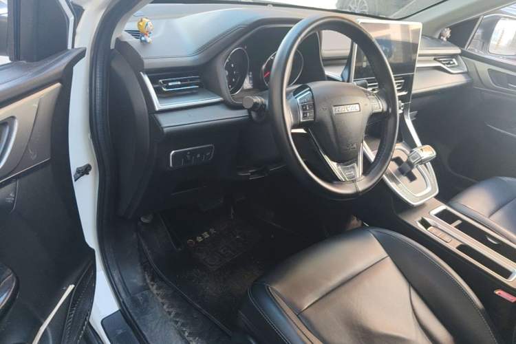 Used Haval M6 2021 PLUS 1.5T DCT Luxury Smart Connectivity Model Driver Seat