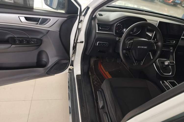 Used Haval M6 2021 PLUS 1.5T DCT Elite Smart Connectivity Model Driver Seat