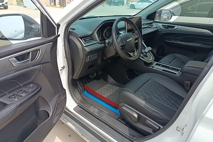 Used Haval M6 2021 PLUS 1.5T DCT Elite Smart Connectivity Model Driver Seat