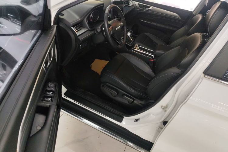 Used Haval M6 2021 PLUS 1.5T DCT Luxury Smart Connectivity Model Driver Seat
