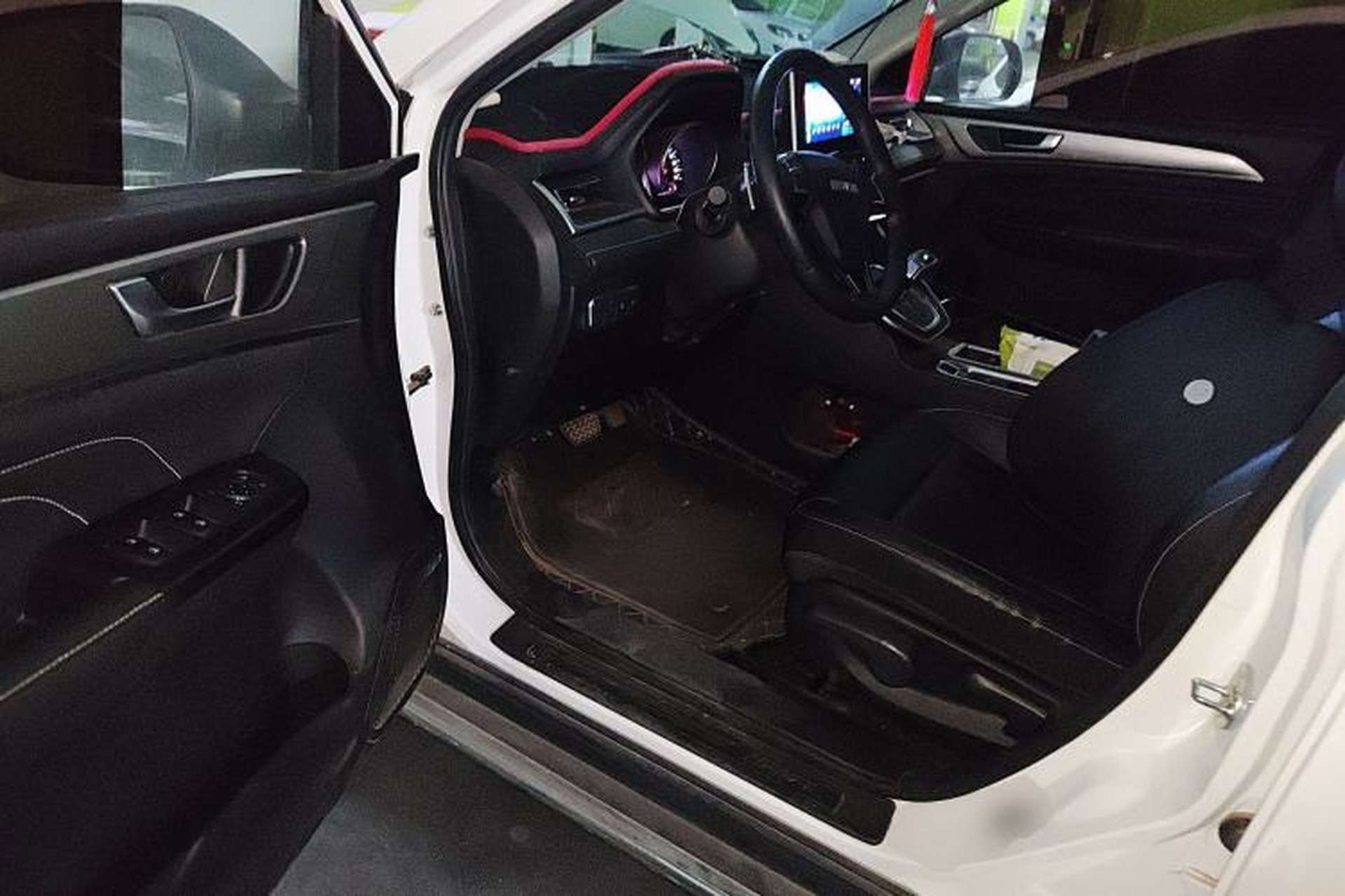 Used Haval M6 2021 PLUS 1.5T DCT Luxury Smart Connectivity Model Driver Seat