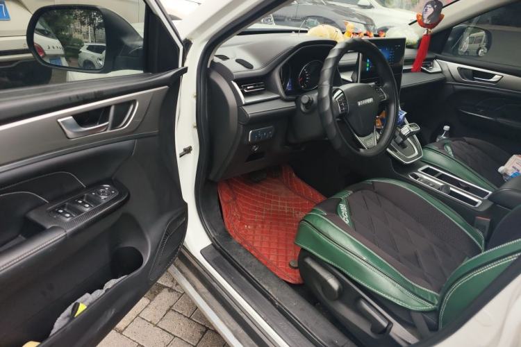 Used Haval M6 2021 PLUS 1.5T DCT Elite Smart Connectivity Model Driver Seat