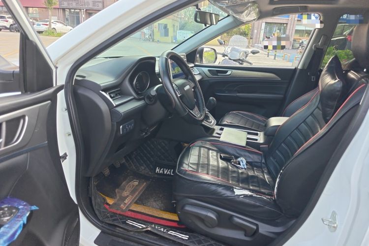 Used Haval M6 2021 PLUS 1.5T Manual Luxury Smart Connectivity Model Driver Seat