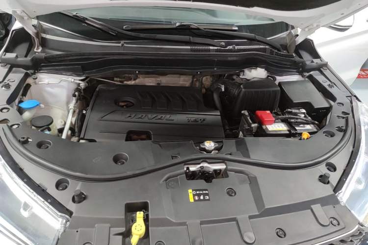 Used Haval M6 2021 PLUS 1.5T Manual Elite Smart Connectivity Model Engine Bay