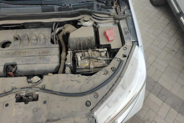 Used Haval M6 2021 PLUS 1.5T DCT Luxury Smart Connectivity Model Engine Bay Left
