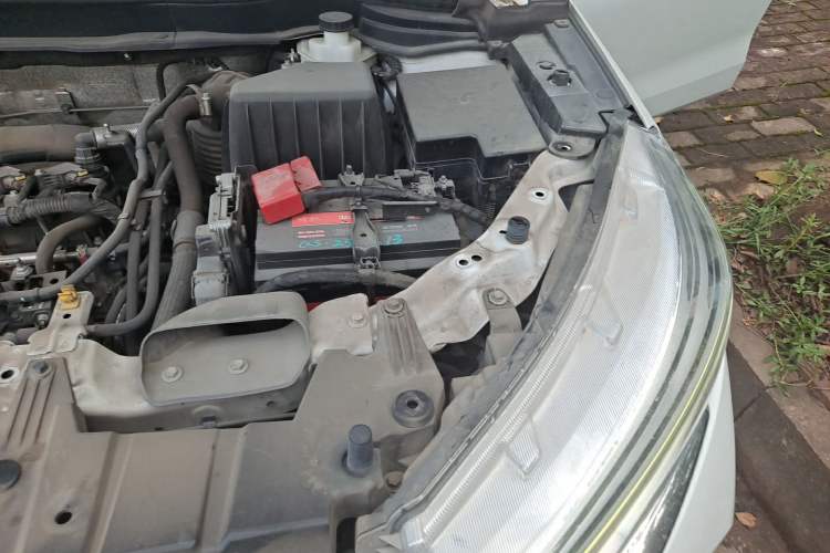 Used Haval M6 2021 PLUS 1.5T Manual Luxury Smart Connectivity Model Engine Bay Left