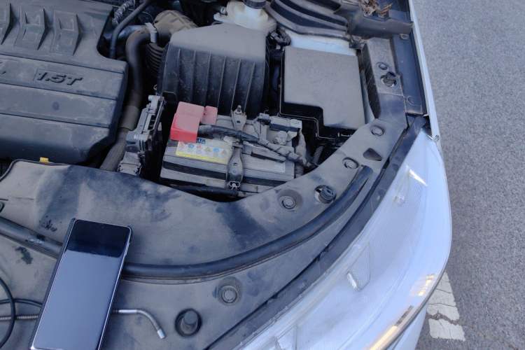 Used Haval M6 2021 PLUS 1.5T DCT Luxury Smart Connectivity Model Engine Bay Left