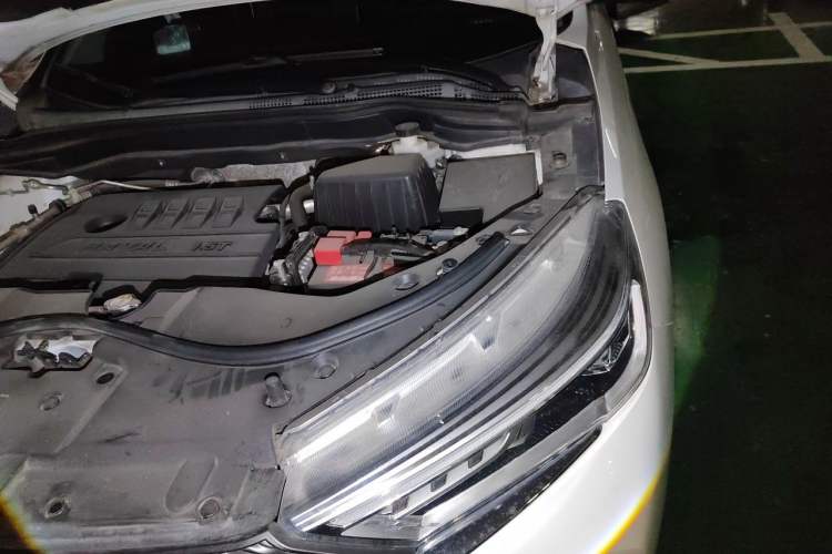 Used Haval M6 2021 PLUS 1.5T DCT Luxury Smart Connectivity Model Engine Bay Left
