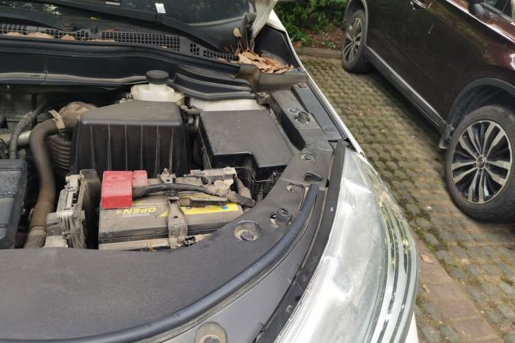 Used Haval M6 2021 PLUS 1.5T DCT Prestige Smart Connectivity Model Engine Bay Left
