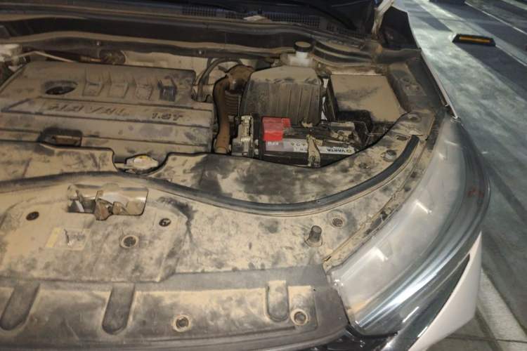 Used Haval M6 2021 PLUS 1.5T DCT Luxury Smart Connectivity Model Engine Bay Left