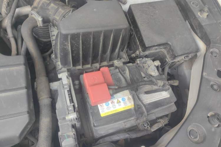 Used Haval M6 2021 PLUS 1.5T DCT Comfort Edition Engine Bay Left