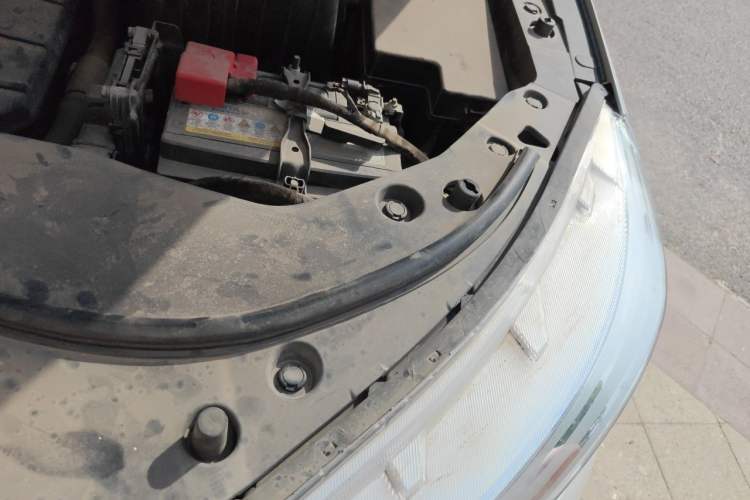 Used Haval M6 2021 PLUS 1.5T DCT Comfort Edition Engine Bay Left