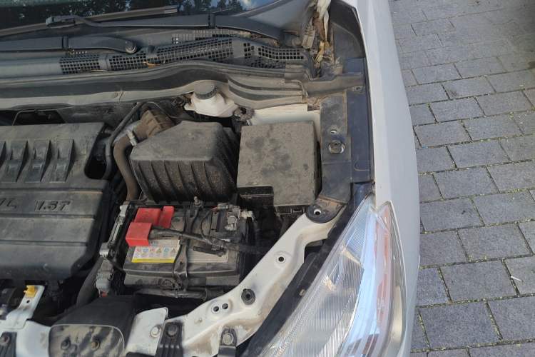 Used Haval M6 2021 PLUS 1.5T DCT Luxury Smart Connectivity Model Engine Bay Left