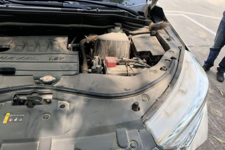 Used Haval M6 2021 PLUS 1.5T DCT Luxury Smart Connectivity Model Engine Bay Left