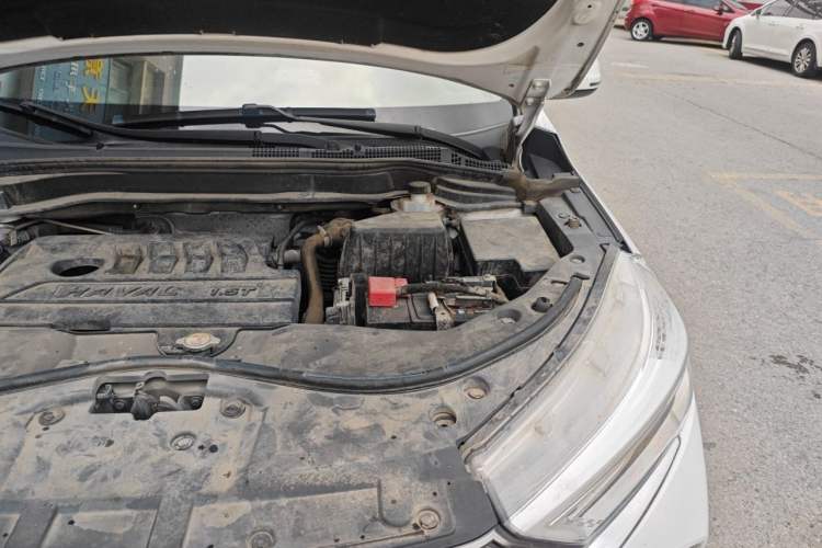 Used Haval M6 2021 PLUS 1.5T DCT Luxury Smart Connectivity Model Engine Bay Left