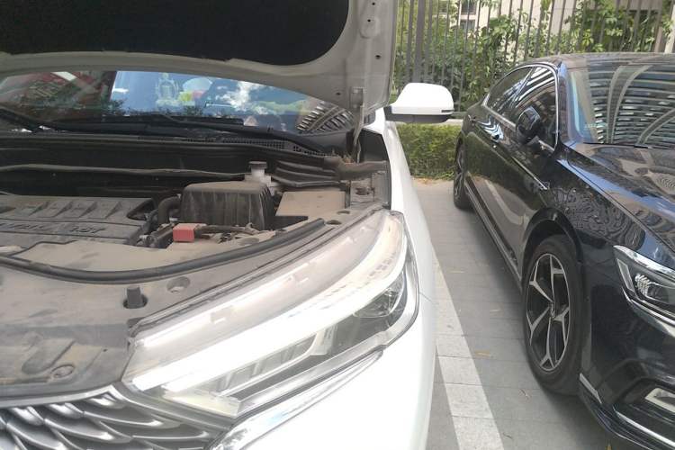 Used Haval M6 2021 PLUS 1.5T DCT Luxury Smart Connectivity Model Engine Bay Left