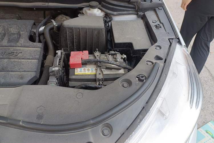Used Haval M6 2021 PLUS 1.5T DCT Luxury Smart Connectivity Model Engine Bay Left