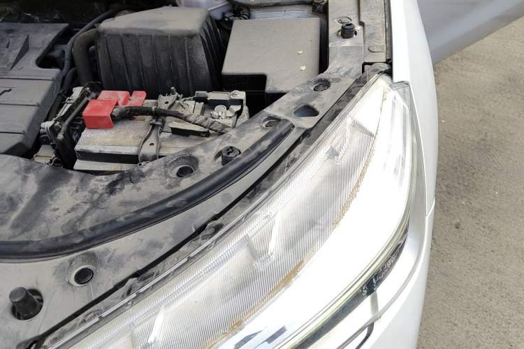Used Haval M6 2021 PLUS 1.5T DCT Luxury Smart Connectivity Model Engine Bay Left