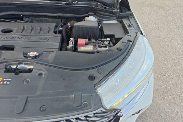 Used Haval M6 2021 PLUS 1.5T Manual Luxury Smart Connectivity Model Engine Bay Left