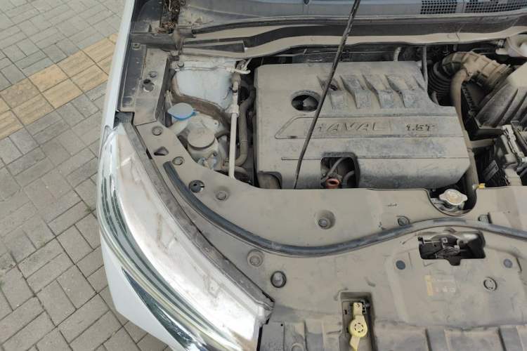 Used Haval M6 2021 PLUS 1.5T DCT Luxury Smart Connectivity Model Engine Bay Right