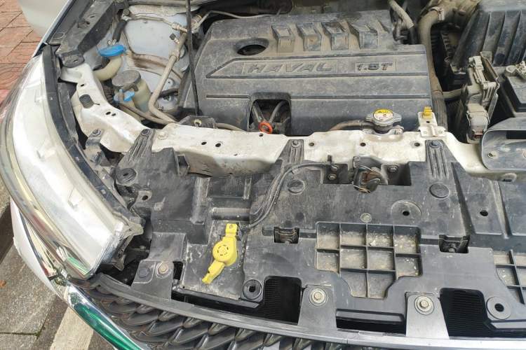 Used Haval M6 2021 PLUS 1.5T DCT Elite Smart Connectivity Model Engine Bay Right