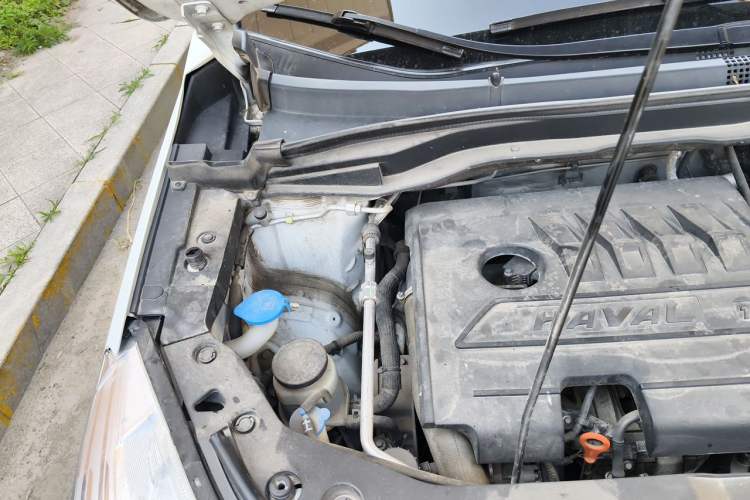 Used Haval M6 2021 PLUS 1.5T DCT Elite Smart Connectivity Model Engine Bay Right