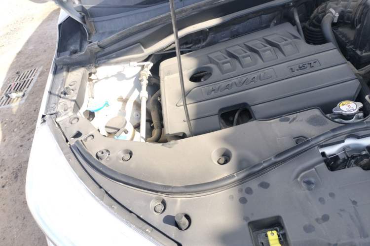 Used Haval M6 2021 PLUS 1.5T DCT Luxury Smart Connectivity Model Engine Bay Right