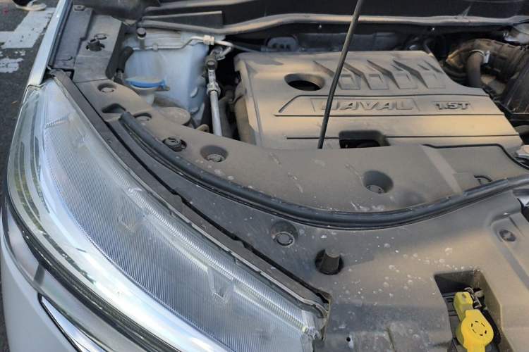 Used Haval M6 2021 PLUS 1.5T DCT Elite Smart Connectivity Model Engine Bay Right