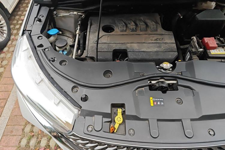 Used Haval M6 2021 PLUS 1.5T DCT Luxury Smart Connectivity Model Engine Bay Right