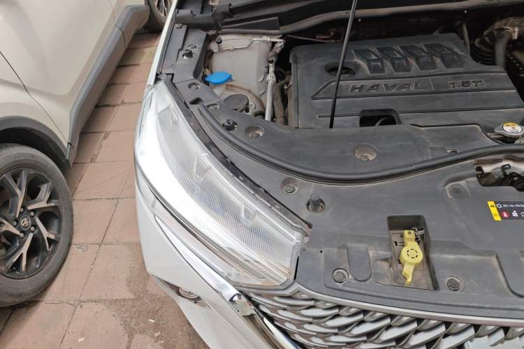 Used Haval M6 2021 PLUS 1.5T DCT Luxury Smart Connectivity Model Engine Bay Right