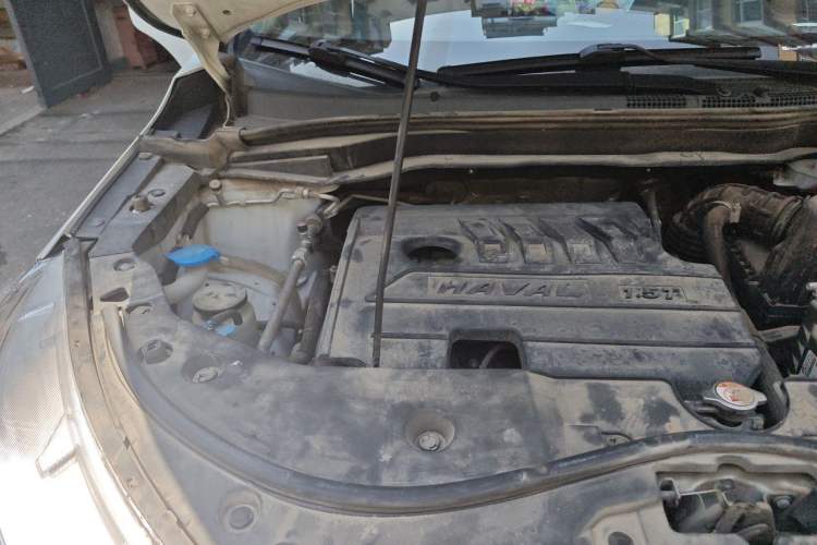 Used Haval M6 2021 PLUS 1.5T DCT Luxury Smart Connectivity Model Engine Bay Right