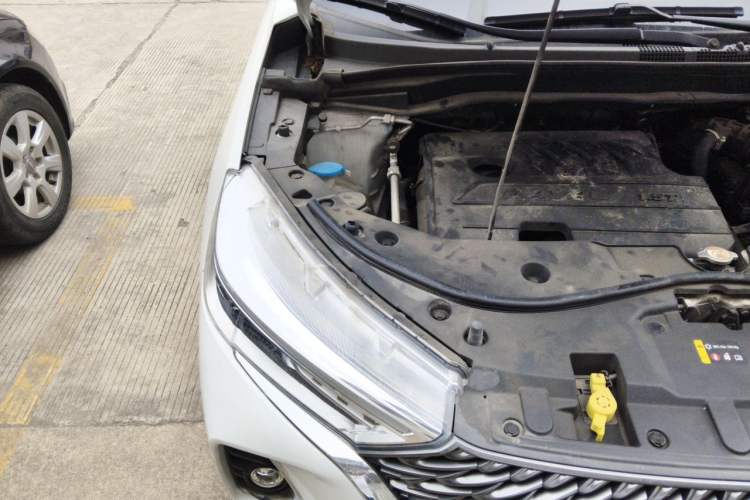Used Haval M6 2021 PLUS 1.5T DCT Luxury Smart Connectivity Model Engine Bay Right