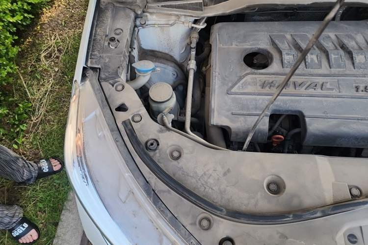 Used Haval M6 2021 PLUS 1.5T DCT Elite Smart Connectivity Model Engine Bay Right