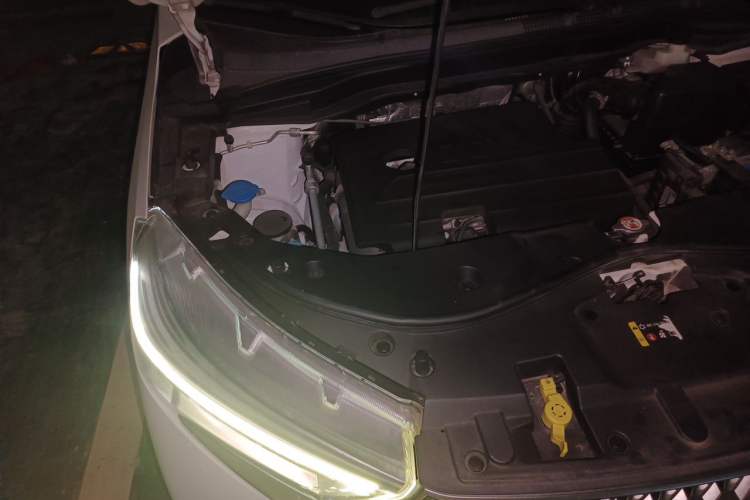 Used Haval M6 2021 PLUS 1.5T DCT Luxury Smart Connectivity Model Engine Bay Right