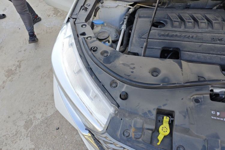 Used Haval M6 2021 PLUS 1.5T DCT Elite Smart Connectivity Model Engine Bay Right