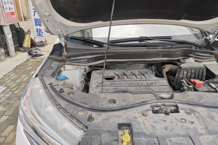 Used Haval M6 2021 PLUS 1.5T DCT Luxury Smart Connectivity Model Engine Bay Right