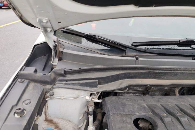 Used Haval M6 2021 PLUS 1.5T Manual Elite Smart Connectivity Model Engine Bay Right