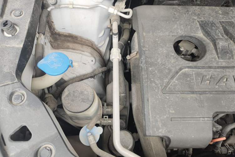 Used Haval M6 2021 PLUS 1.5T DCT Luxury Smart Connectivity Model Engine Bay Right