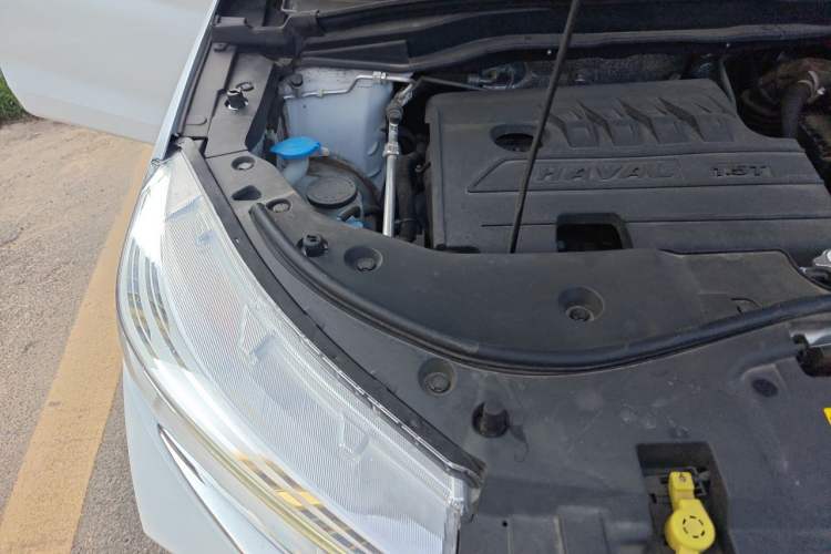 Used Haval M6 2021 PLUS 1.5T Manual Luxury Smart Connectivity Model Engine Bay Right