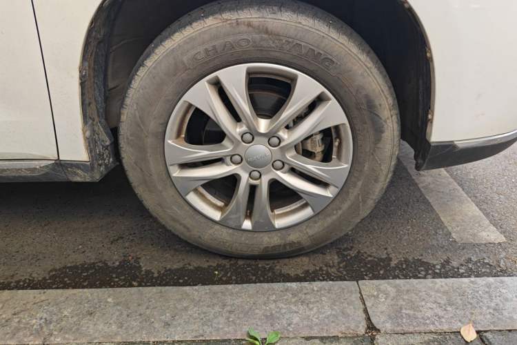 Used Haval M6 2021 PLUS 1.5T DCT Comfort Edition Exterior 1