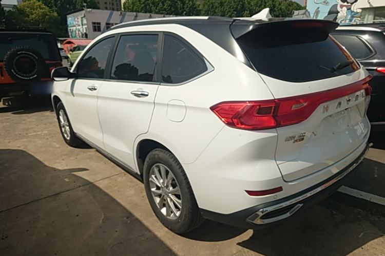 Used Haval M6 2021 PLUS 1.5T DCT Luxury Smart Connectivity Model Exterior 2